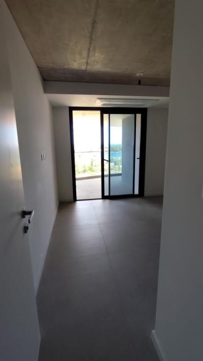 PISO 13 apartamento 2 Dorm. Oportunidad