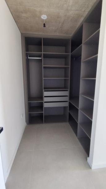 PISO 13 apartamento 2 Dorm. Oportunidad-23