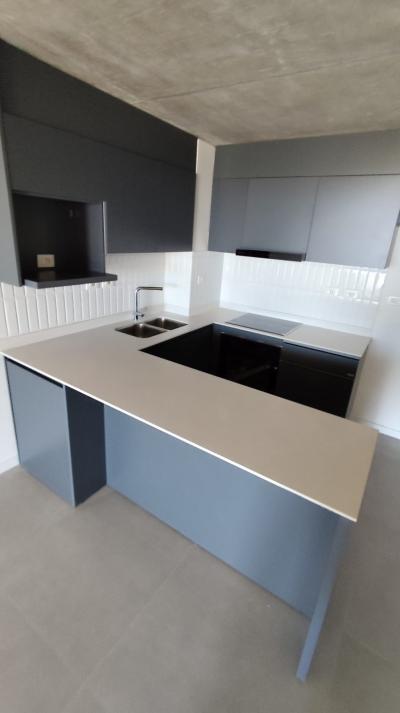 PISO 13 apartamento 2 Dorm. Oportunidad