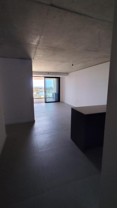 PISO 13 apartamento 2 Dorm. Oportunidad