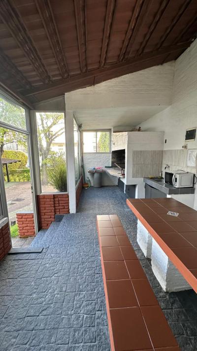 RESERVADO! / Oportunidad Pocitos, 2 dorm, cooperativa de uso y goce