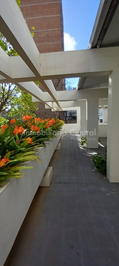 RESERVADO! / Oportunidad Pocitos, 2 dorm, cooperativa de uso y goce