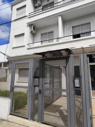 ***RESERVADO// Alquiler Buceo 1 dormitorio sobre Av. Ramón Anador