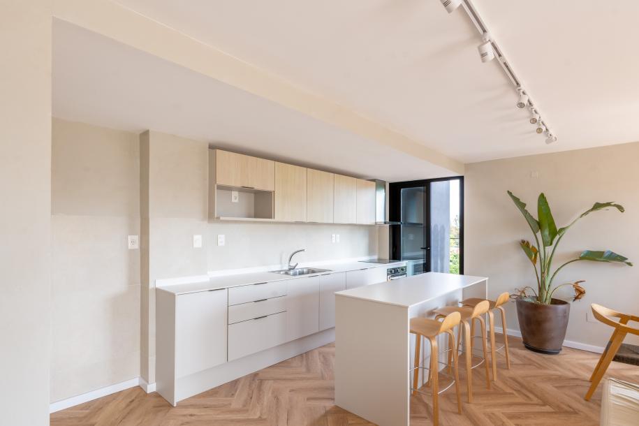 Venta Penthouse De 3 Dormitorios Al Norte, 402d - Rambla Costanera-2