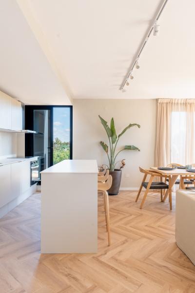 Venta Penthouse De 3 Dormitorios Al Norte, 402d - Rambla Costanera