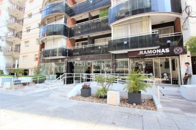 Apartamento al Frente de 1 Dormitorio y 1 Baño, impecable, Pocitos