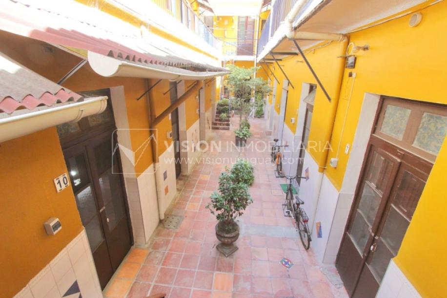 Hospedaje Hotel Hostal Pensión con Renta, 30 habitaciones, 457m2 construidos, Cd. Vieja-8