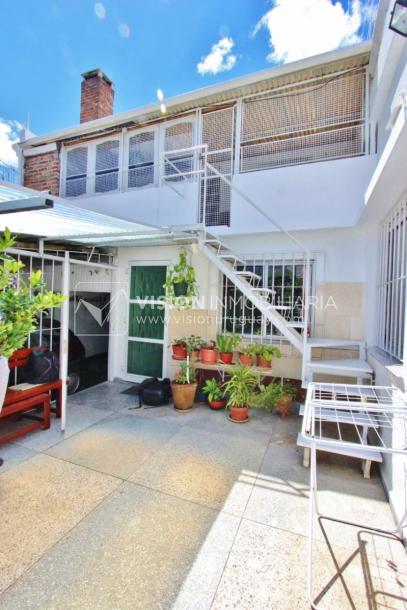 Casa impecable en La Teja, 3 dorm y 1 baño, barbacoa, garaje p/ 2 autos-24