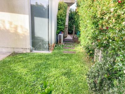 Casa en Venta en GREENS, Barrio Privado diseñado por el Arq. Carlos Ott. 3 dormitorios y 3 baños, 2 cocheras - U$ 340.000 dólares