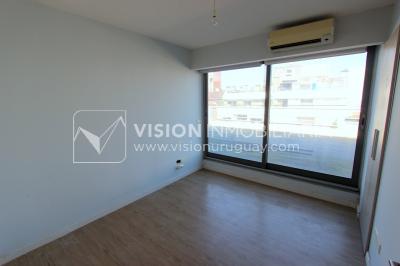 GO Pocitos 2 - Moderno penthouse de 2 dormitorios, a pasos de la Rambla