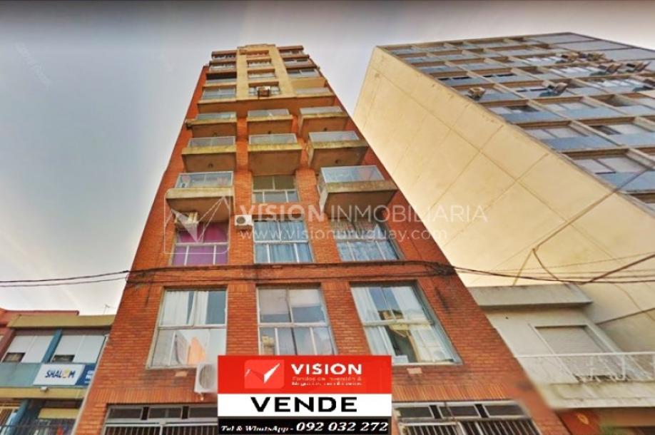 Monoambiente para Inversión frente a Tres Cruces Terminal y Shopping, Piso 4. Renta $13.000 pesos - INVIERTA U$ 73.500 dólares.-0