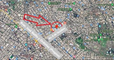 Apartamento Duplex en Venta ideal Renta. Al frente, 4 Dormitorios y 2 Baños, La Unión sobre Av. 8 de Octubre, Piso 1 por escalera, reciclado, impecable para entrar ya. 204 m2 totales 111 m2 interiores + 93 m2 Terrazas. Parrillero.