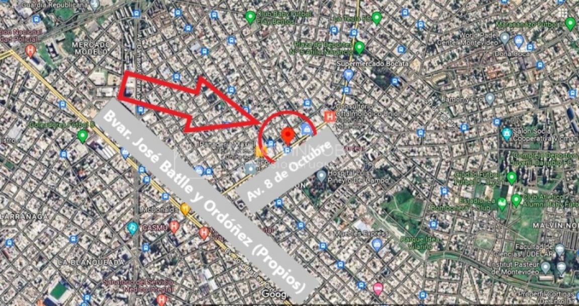 Apartamento Duplex en Venta ideal Renta. Al frente, 4 Dormitorios y 2 Baños, La Unión sobre Av. 8 de Octubre, Piso 1 por escalera, reciclado, impecable para entrar ya. 204 m2 totales 111 m2 interiores + 93 m2 Terrazas. Parrillero.-63