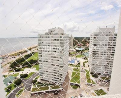 Apto en Aquarela Tower, lo mejor de Punta del Este | 4 dorm en suite + servicio, 253 m2 