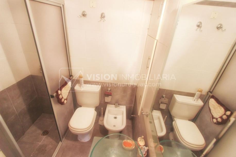 Apto. con Renta, 2 Dorm y 2 Baños, 63 m2, Cordón Sur, 2do Piso por Escalera, Parrillero compartido-21