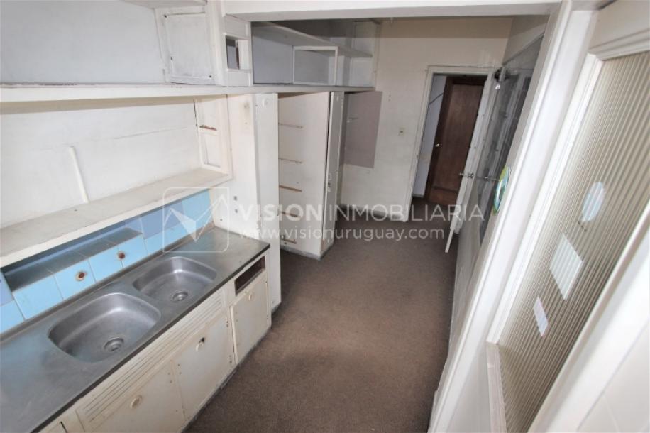 Casa de 212m2 & terreno de 359m2, Av. Luis A. de Herrera casi Rambla, Buceo-Pocitos-13