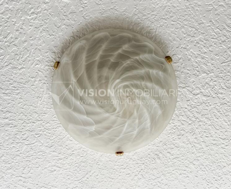 Apartamento con Renta en Venta al frente 2 Dormitorios 2 Baños, La Blanqueada, Av. 8 de Octubre, en Piso 3. Semiequipado. Amenities: 3 Parrilleros, gran Patio Juegos para Niños. Portería y Vigilancia-58