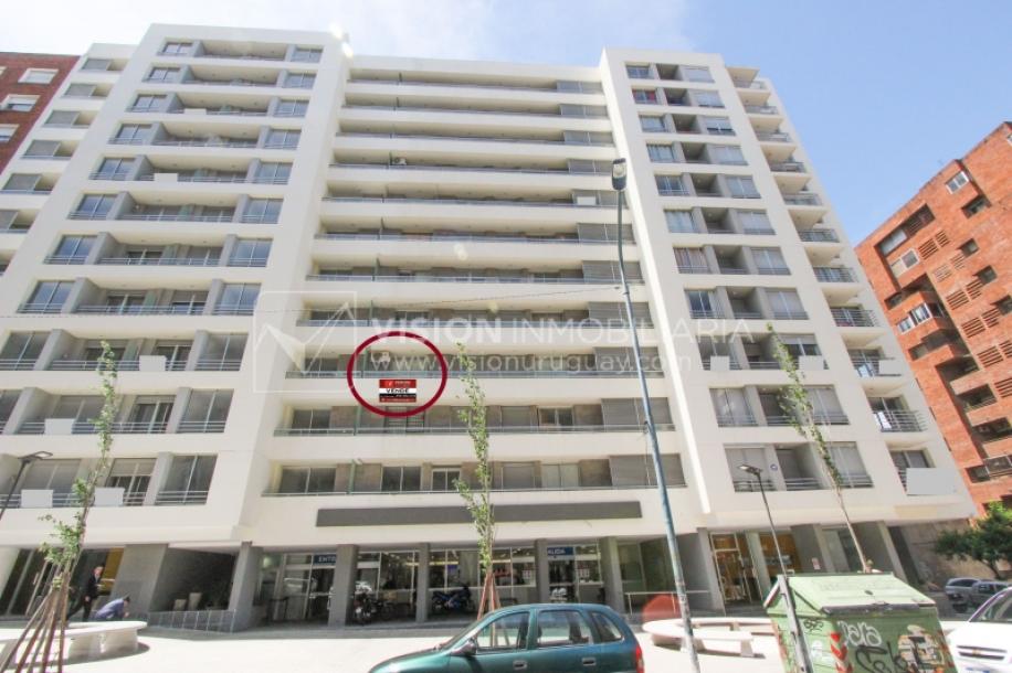 Apto nuevo 2 Dorm, 1 Baño, Av Libertador, 3er Piso MB vista, Sol directo todo el día, 2 balcones, 51 m2, Centro / Aguada. Renta sin impuestos: Vivienda Social.-58