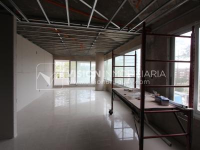 Exclusivo apartamento de 2 dormitorios en Av. Roosevelt Punta del Este