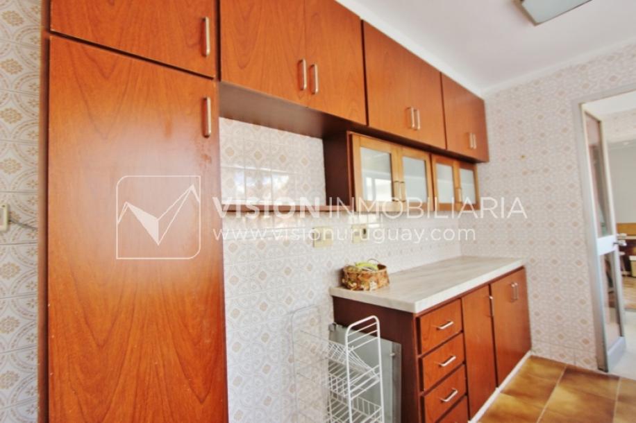 Alquila Apto. de 200m2 sobre el Parque Villa Biarritz, 3 dorm+servicio, garaje-61