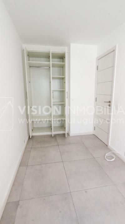 Apto nuevo 2 Dorm, 1 Baño, Av Libertador, 3er Piso MB vista, Sol directo todo el día, 2 balcones, 51 m2, Centro / Aguada. Renta sin impuestos: Vivienda Social.