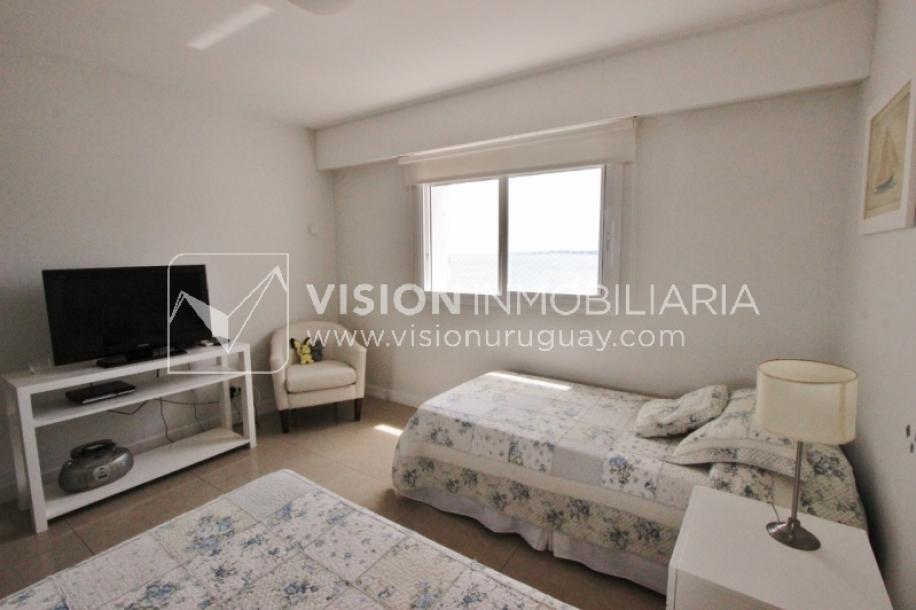 Apto en Aquarela Tower, lo mejor de Punta del Este | 4 dorm en suite + servicio, 253 m2 -56