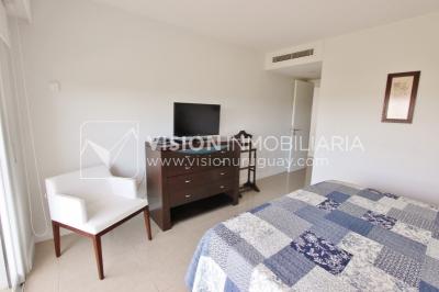 Apto en Aquarela Tower, lo mejor de Punta del Este | 4 dorm en suite + servicio, 253 m2 