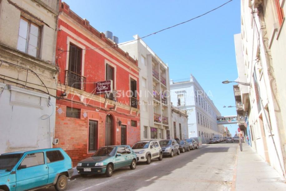 Hospedaje Hotel Hostal Pensión con Renta, 30 habitaciones, 457m2 construidos, Cd. Vieja-43