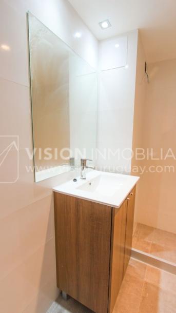 Apartamento en Venta 2 dormitorios y 1 baño, Palermo Parque Rodó Cordón Sur, 6to piso al frente-18