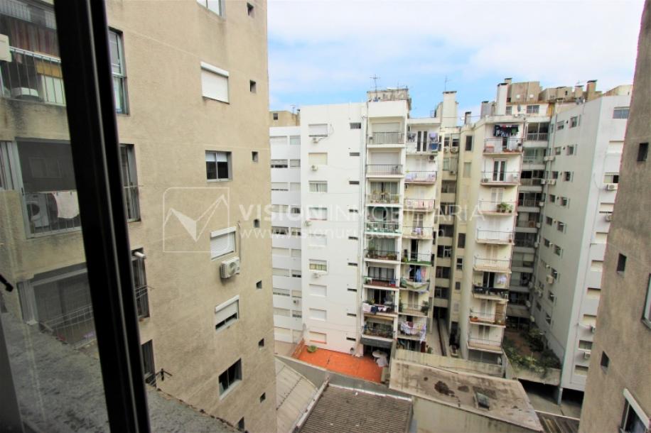 Apartamento al Frente de 1 Dormitorio y 1 Baño, impecable, Pocitos-14