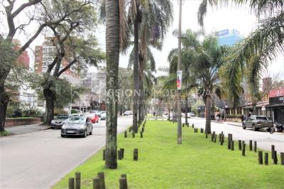 Casa de 212m2 & terreno de 359m2, Av. Luis A. de Herrera casi Rambla, Buceo-Pocitos