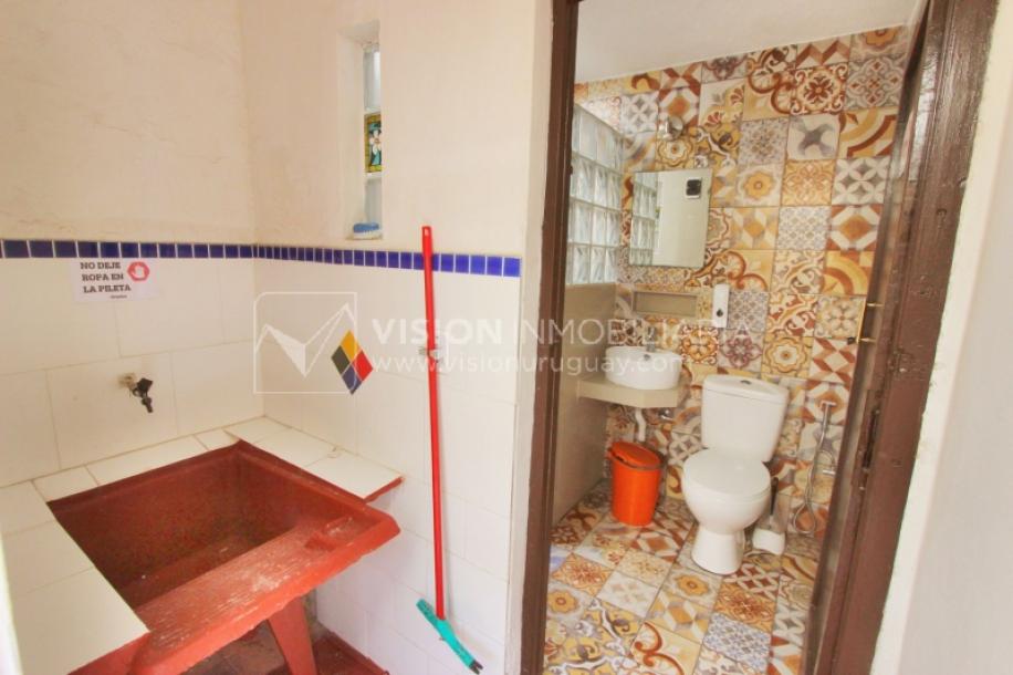 Hospedaje Hotel Hostal Pensión con Renta, 30 habitaciones, 457m2 construidos, Cd. Vieja-27