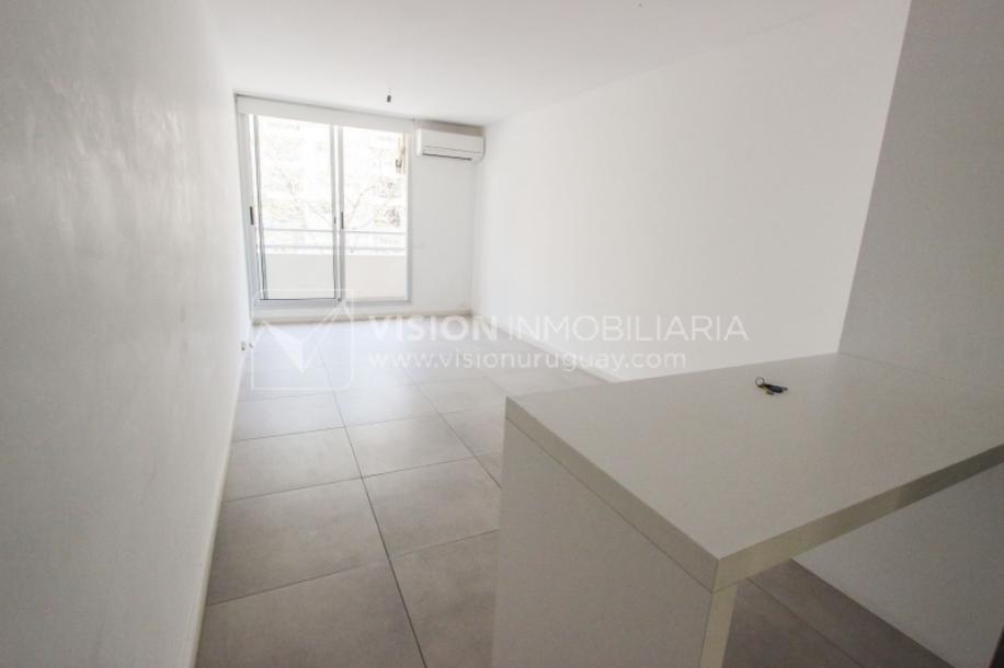Apto nuevo 2 Dorm, 1 Baño, Av Libertador, 3er Piso MB vista, Sol directo todo el día, 2 balcones, 51 m2, Centro / Aguada. Renta sin impuestos: Vivienda Social.-9