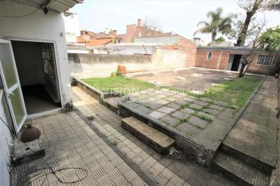 Casa de 212m2 & terreno de 359m2, Av. Luis A. de Herrera casi Rambla, Buceo-Pocitos