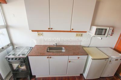 Tres Cruces Apto 1 Dorm, Piso 15 - vistas, Balcón y Terraza Lav, 43 m2.