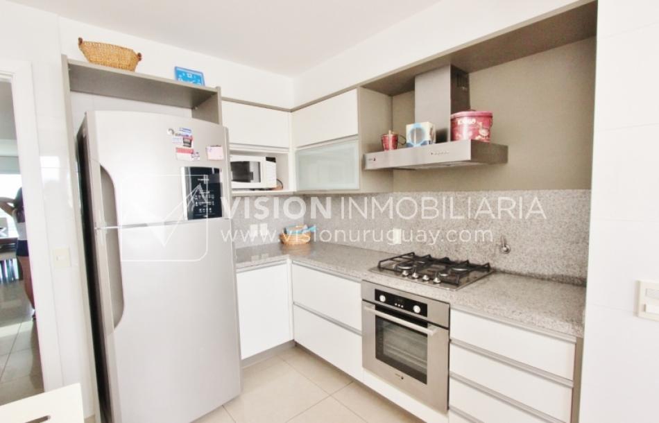 Apto en Aquarela Tower, lo mejor de Punta del Este | 4 dorm en suite + servicio, 253 m2 -76