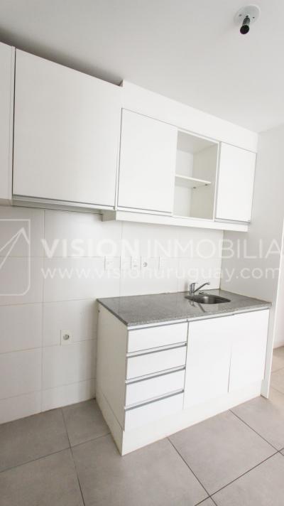 Apto nuevo 2 Dorm, 1 Baño, Av Libertador, 3er Piso MB vista, Sol directo todo el día, 2 balcones, 51 m2, Centro / Aguada. Renta sin impuestos: Vivienda Social.