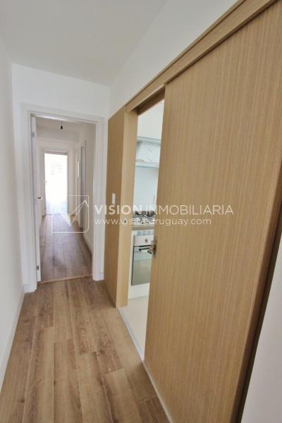 Aptos con Renta U$S 1,250 xMes en Puerto del Buceo, 1er Piso, finas terminaciones.