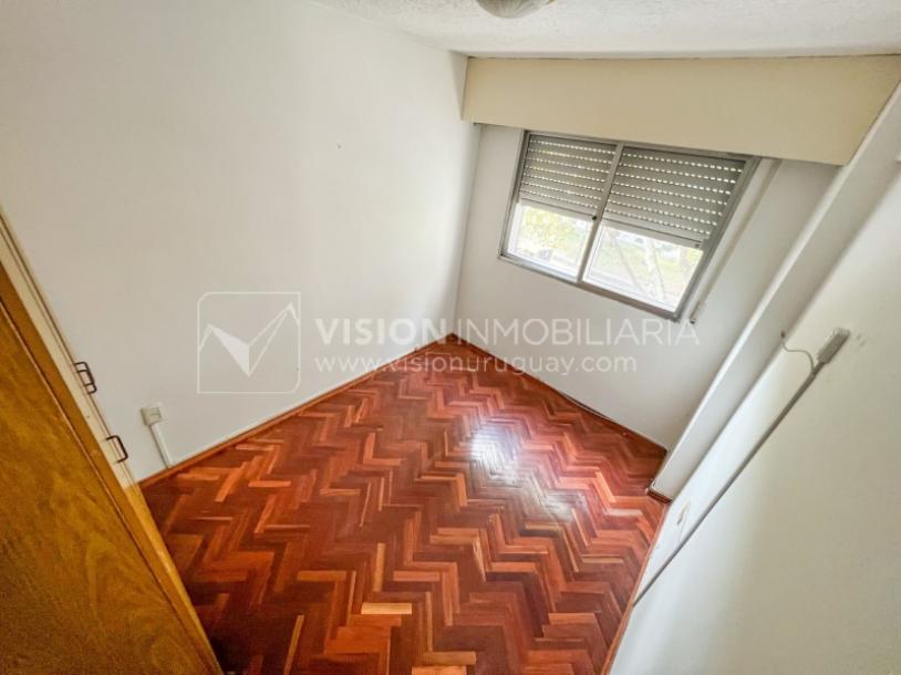 Apartamento con Renta en Venta al frente 2 Dormitorios 2 Baños, La Blanqueada, Av. 8 de Octubre, en Piso 3. Semiequipado. Amenities: 3 Parrilleros, gran Patio Juegos para Niños. Portería y Vigilancia-48