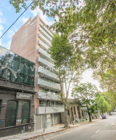 Apartamento en Venta 2 dormitorios y 1 baño, Palermo Parque Rodó Cordón Sur, 6to piso al frente
