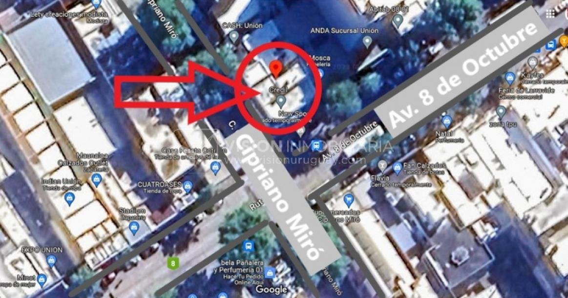 Apartamento Duplex en Venta ideal Renta. Al frente, 4 Dormitorios y 2 Baños, La Unión sobre Av. 8 de Octubre, Piso 1 por escalera, reciclado, impecable para entrar ya. 204 m2 totales 111 m2 interiores + 93 m2 Terrazas. Parrillero.-61