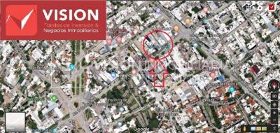 Apartamento con Renta al frente sobre Av. 8 de Octubre casi Propios, en 5to Piso, 3 dormitorios y 1 baño, impecable