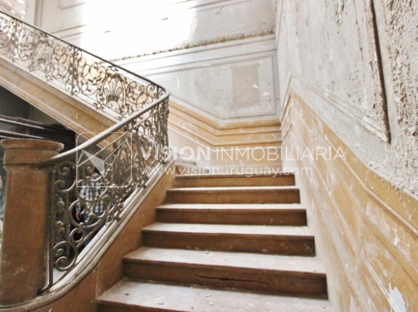 Edificio Palacio Amézaga, oportunidad de inversión, a reciclar para sede corporativa, oficinas u otro destino, 1500 m2 en el corazón de la Cd. Vieja.-23