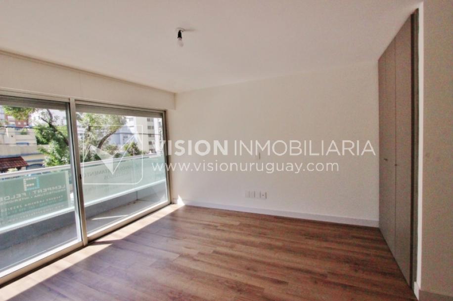 Aptos con Renta U$S 1,250 xMes en Puerto del Buceo, 1er Piso, finas terminaciones.-2