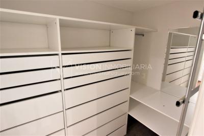 Alquile U$S 3.900 /mes - Distinguido Apartamento en Carrasco de 234 m2, 4 Dormitorios más Servicio, 2 Garajes.