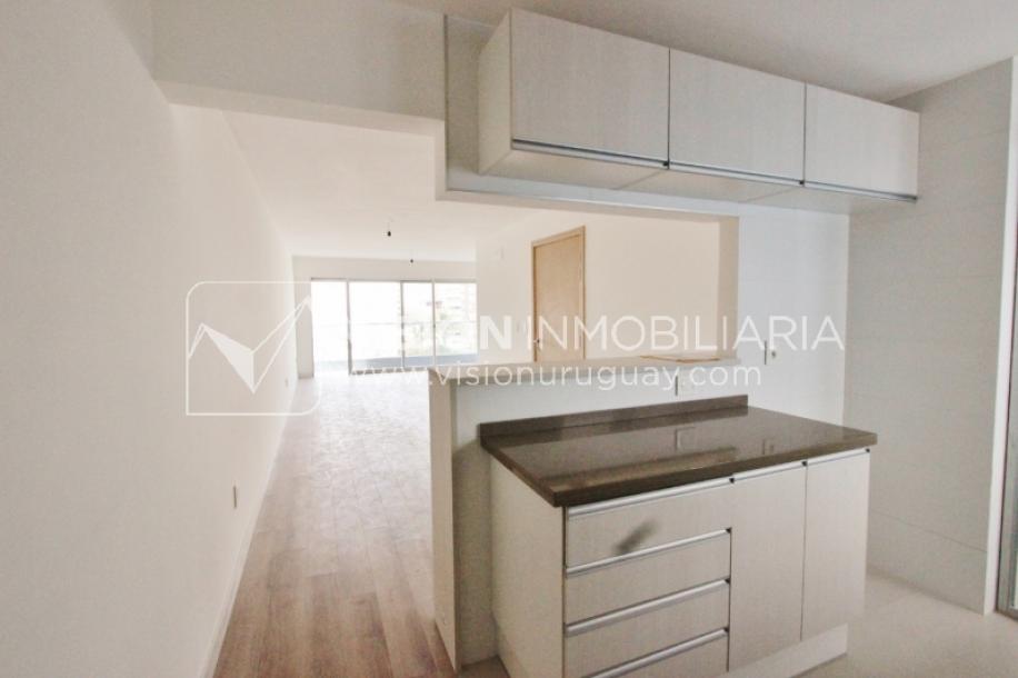 Apto en Puertito del Buceo, 4to Piso, finas terminaciones, a estrenar ya.-8