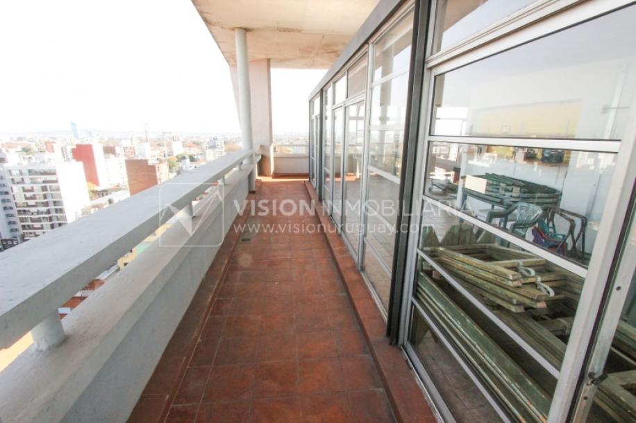 Tres Cruces Apto 1 Dorm, Piso 15 - vistas, Balcón y Terraza Lav, 43 m2.-27