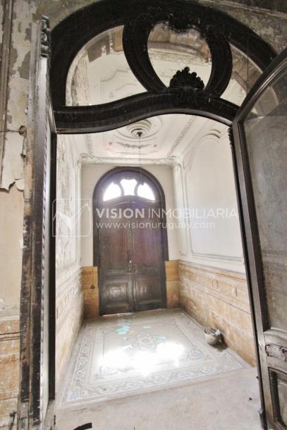 Edificio Palacio Amézaga, oportunidad de inversión, a reciclar para sede corporativa, oficinas u otro destino, 1500 m2 en el corazón de la Cd. Vieja.-46