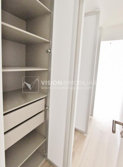 Apto en Puertito del Buceo, 4to Piso, finas terminaciones, a estrenar ya.