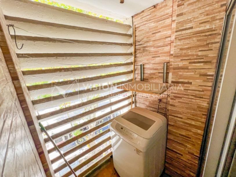 Apartamento con Renta en Venta al frente 2 Dormitorios 2 Baños, La Blanqueada, Av. 8 de Octubre, en Piso 3. Semiequipado. Amenities: 3 Parrilleros, gran Patio Juegos para Niños. Portería y Vigilancia-23